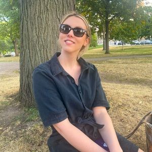 💖 MEET YOUR POSHER 💖